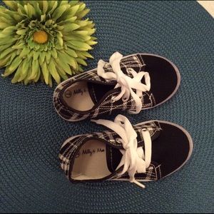 Milly & Max sneakers. Size 7.